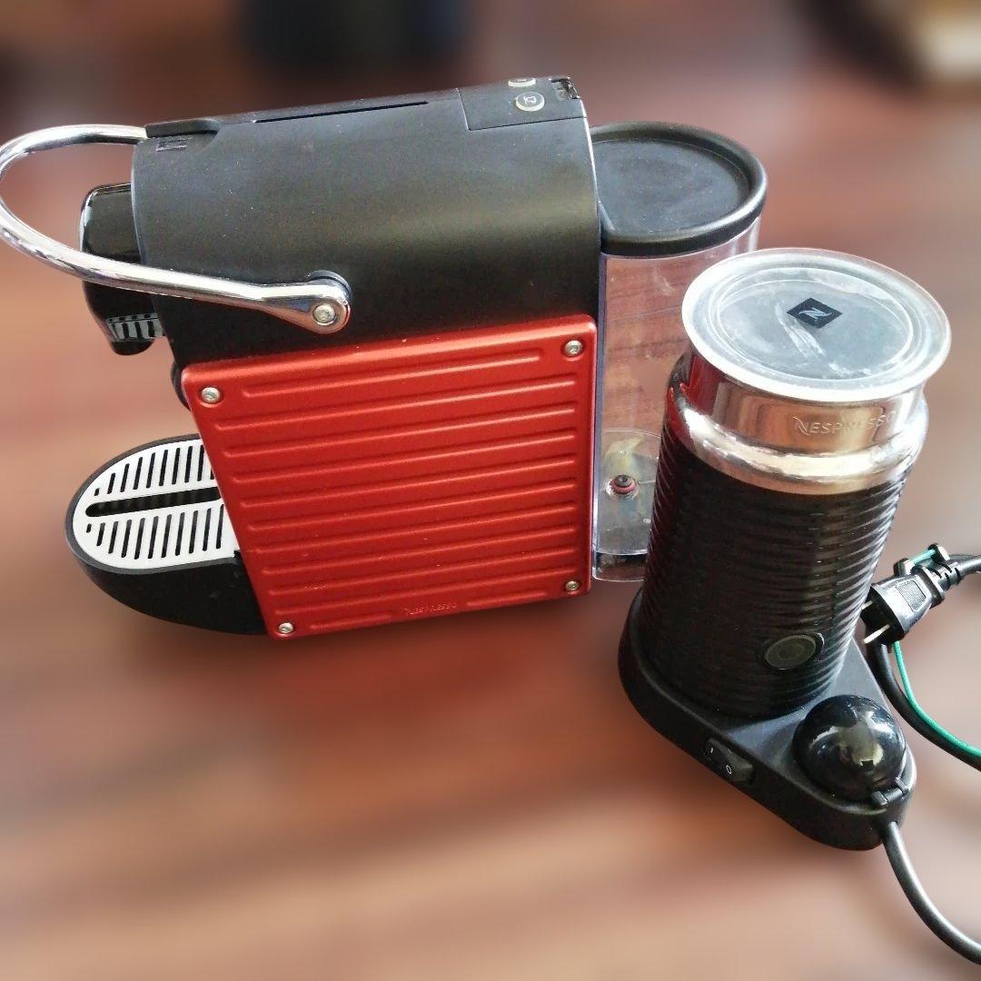 ネスプレッソ ネスプレッソコーヒーメーカー Nespresso ピクシーツー