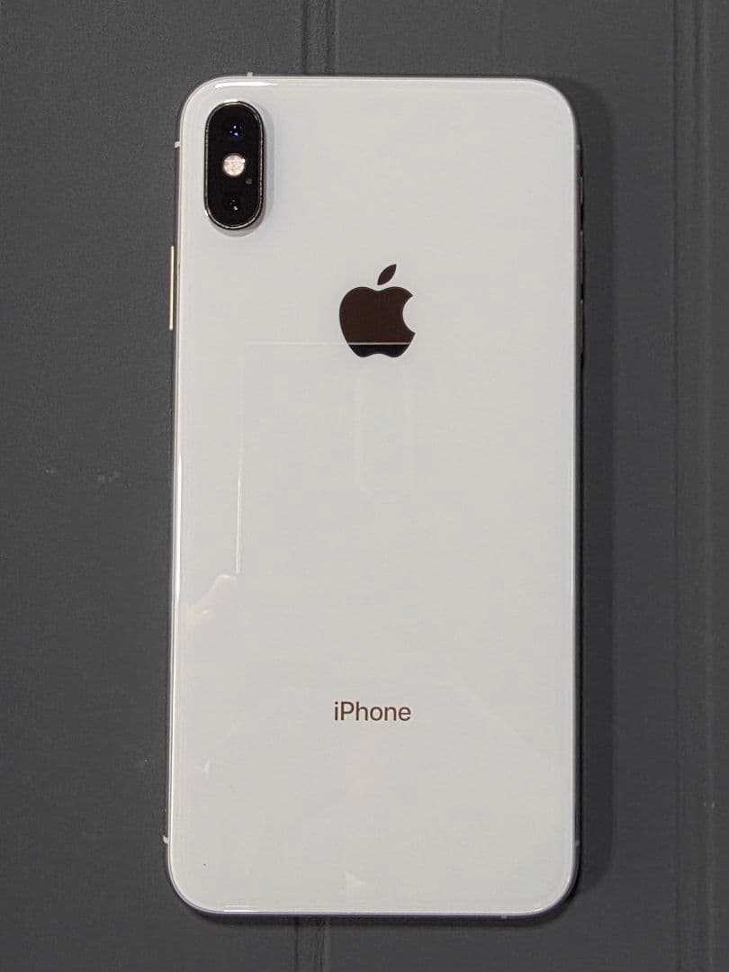 iPhone XS Max 256GB SIMロック解除済み SIMフリー