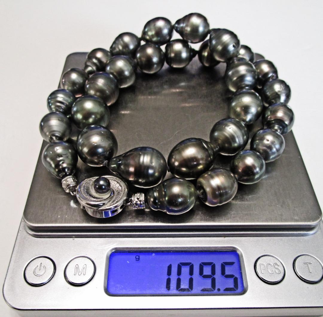 セール☆極美品☆特大 黒蝶本真珠ネックレス １２.１-１４.３ミリ