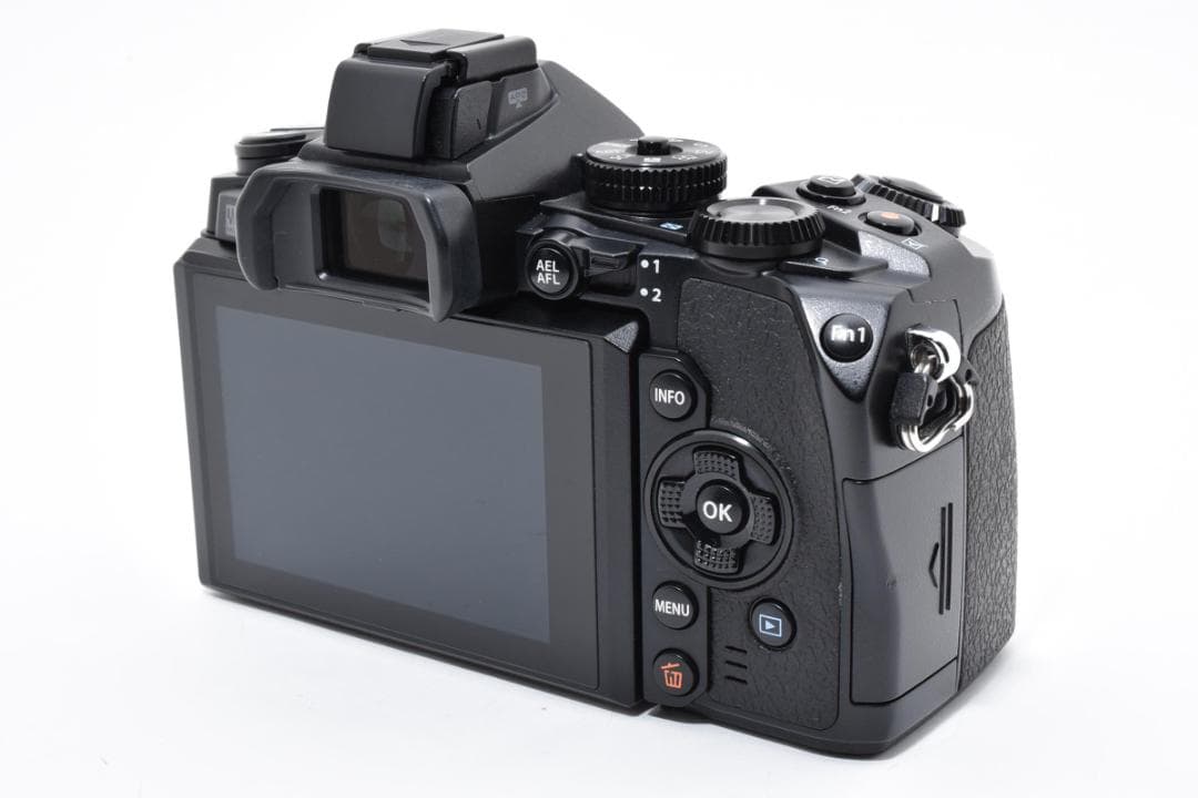 ★極上品★ OLYMPUS OM-D E-M1 オリンパス ミラーレス一眼ボディ